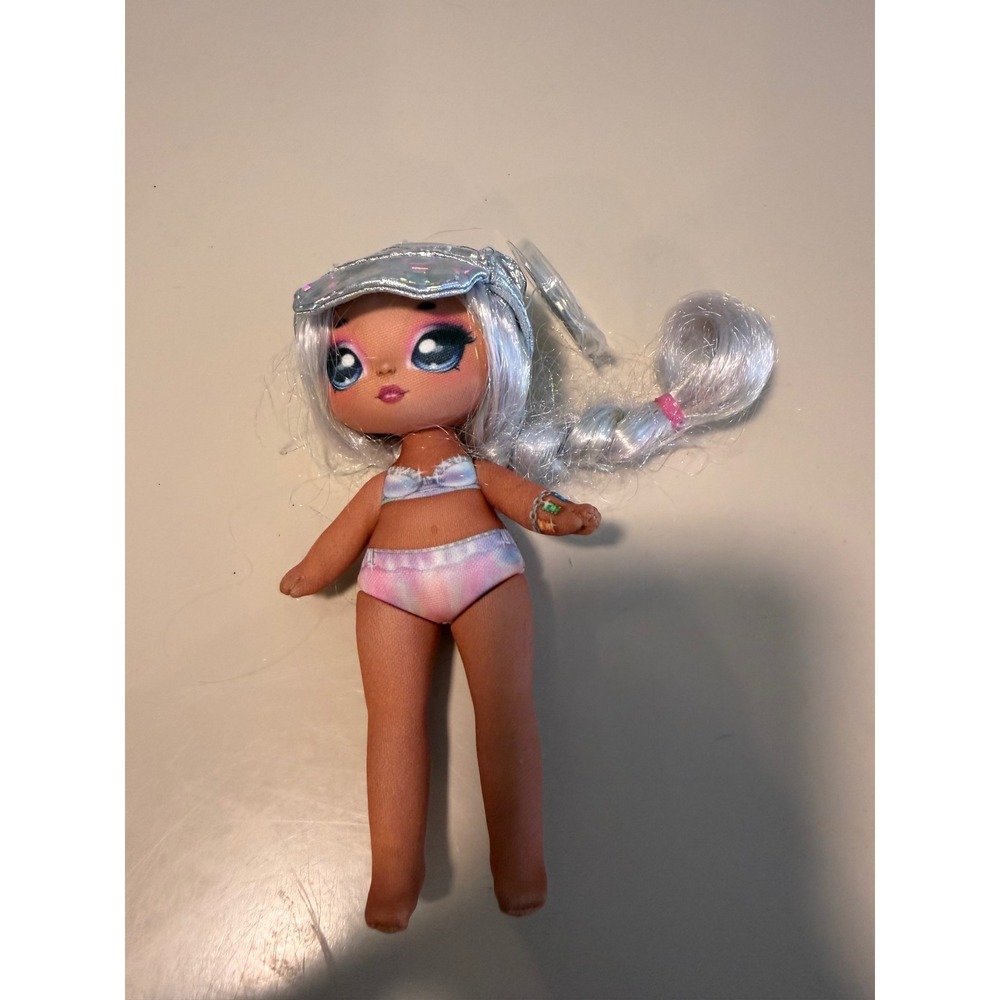 Na! Na! Na! Surprise Soft Fashion Doll Silver Hair Holographic Hat 7.5 Inch
